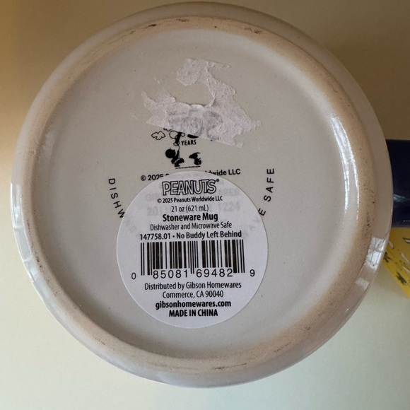 Peanuts 75 Years Anniversary Mug - Picture 5 of 6